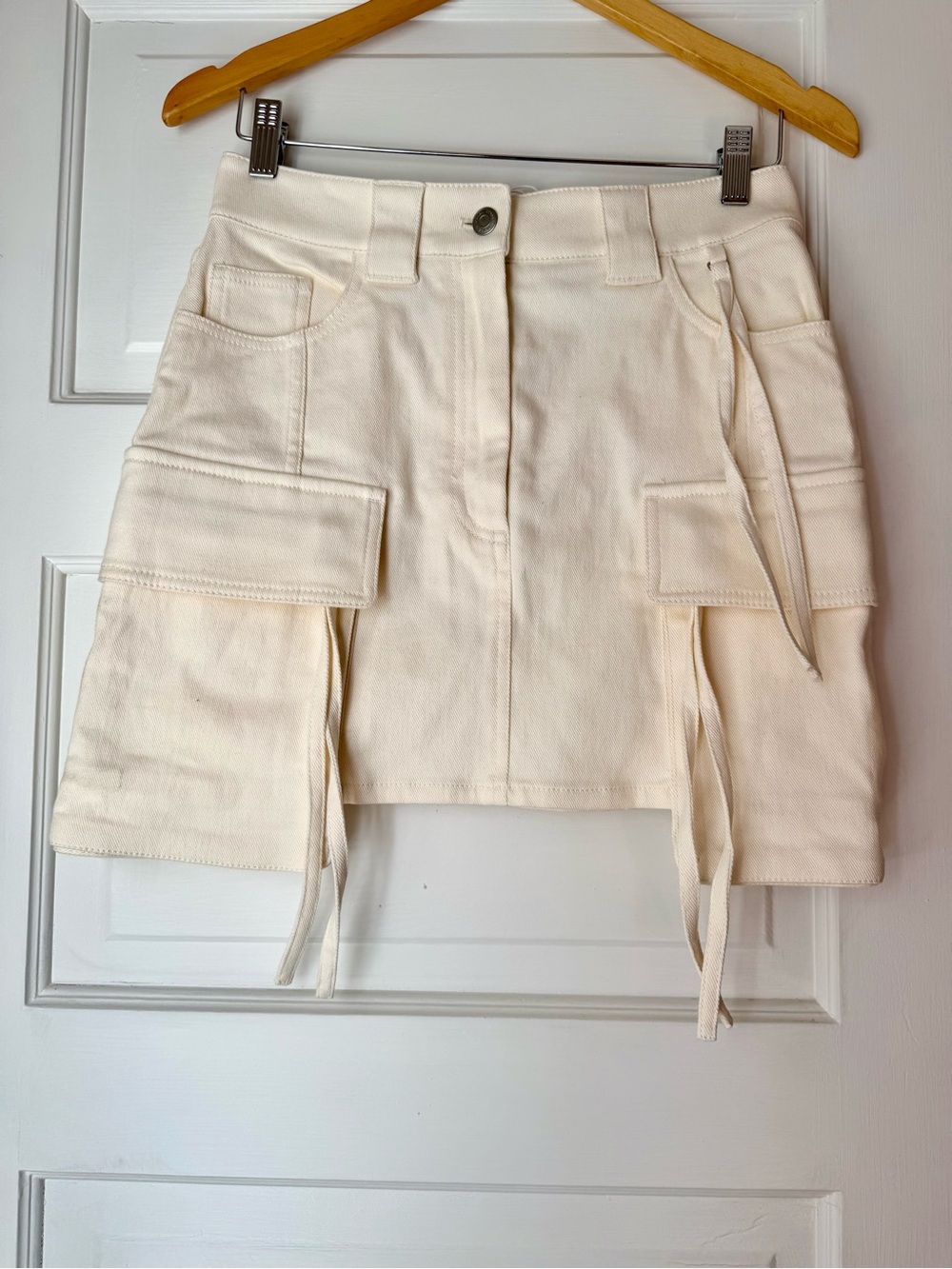 & Other Stories Paris Atelier Cargo Mini Skirt in Off-White 4